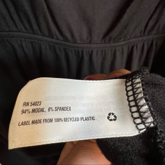 GAP DESIGNED & CRAFTED WOMEN’S SLEEVELESS DRAPE BLACK MINI DRESS SIZE‎ M - Picture 7 of 11